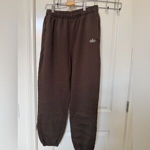 ALO Yoga Accolade Joggers